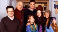 Cast of Raising Dad | Image via Paramount Television